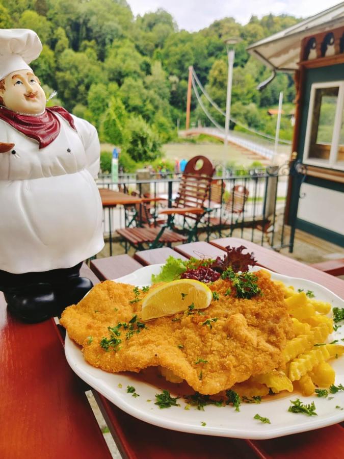 Landhotel Mariensaeule Wernstein am Inn Екстериор снимка