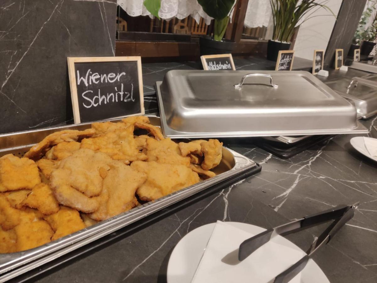 Landhotel Mariensaeule Wernstein am Inn Екстериор снимка