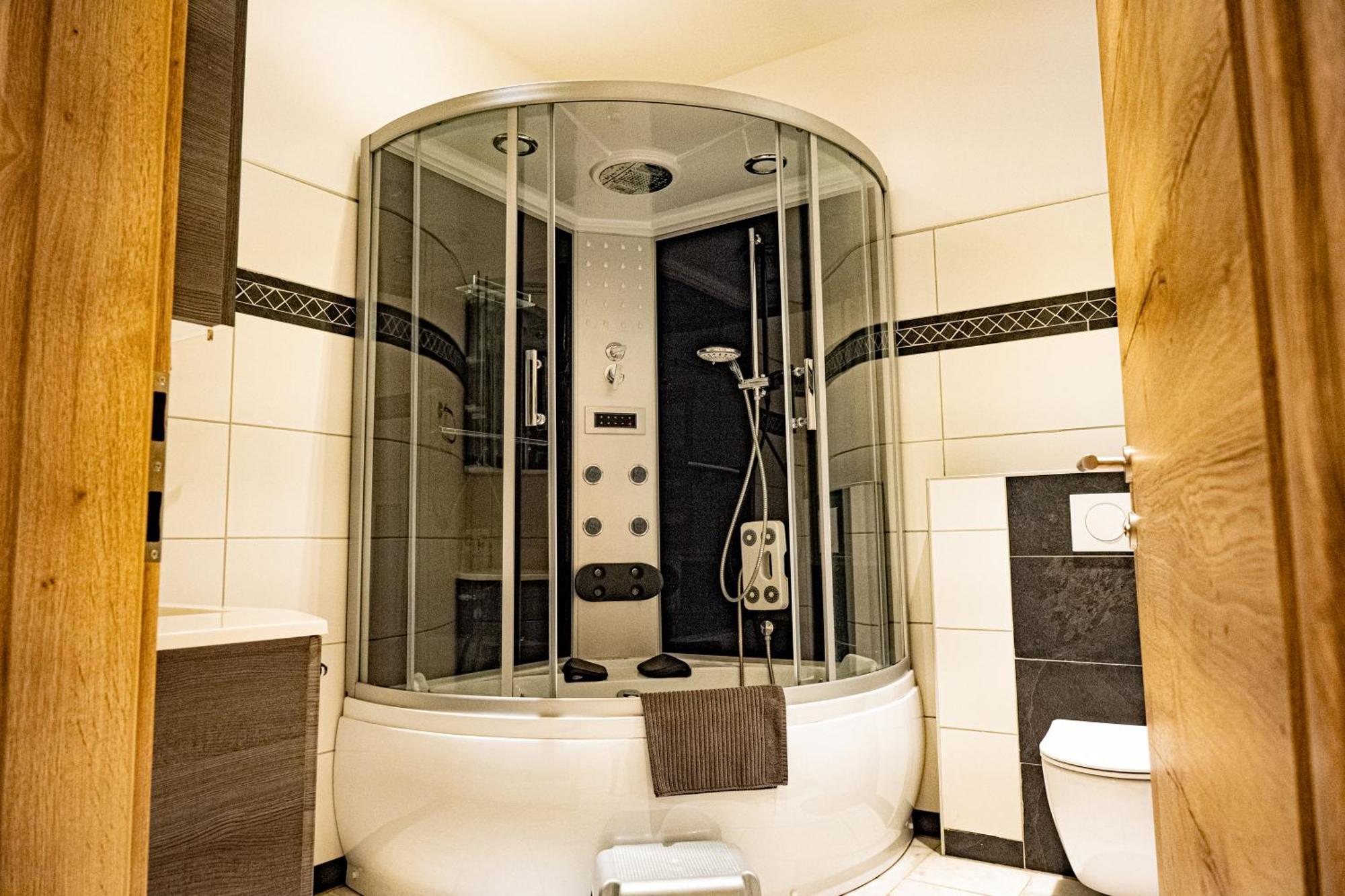 Landhotel Mariensaeule Wernstein am Inn Екстериор снимка