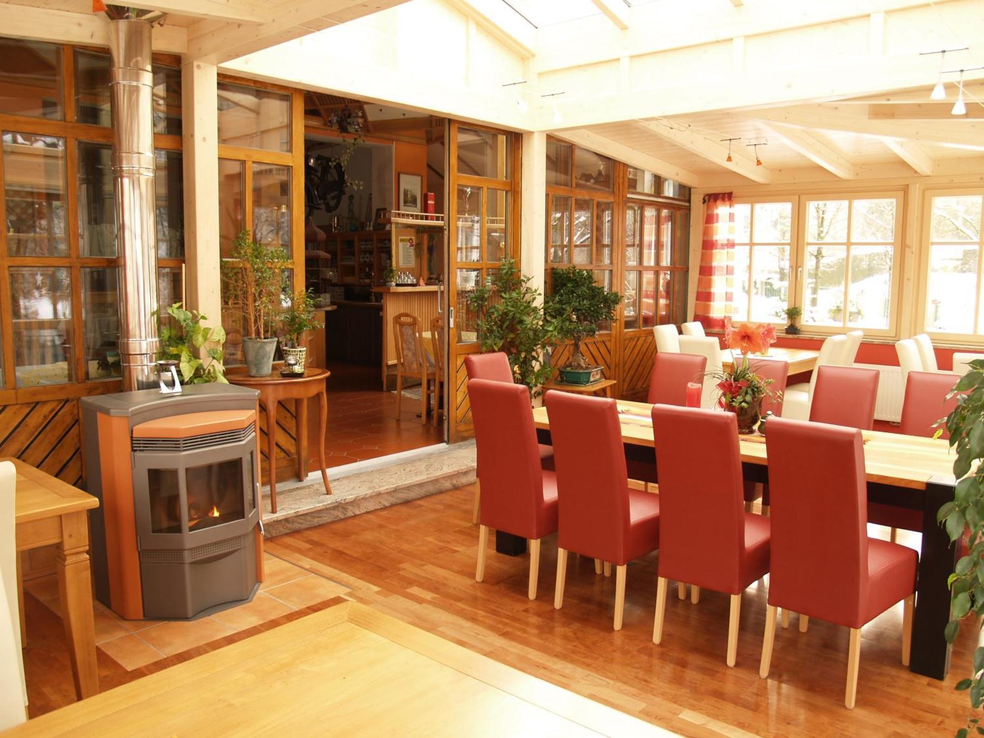 Landhotel Mariensaeule Wernstein am Inn Екстериор снимка
