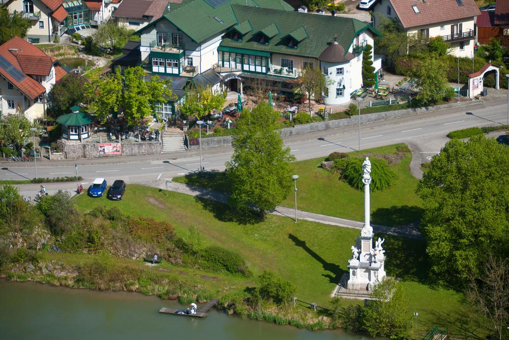 Landhotel Mariensaeule Wernstein am Inn Екстериор снимка